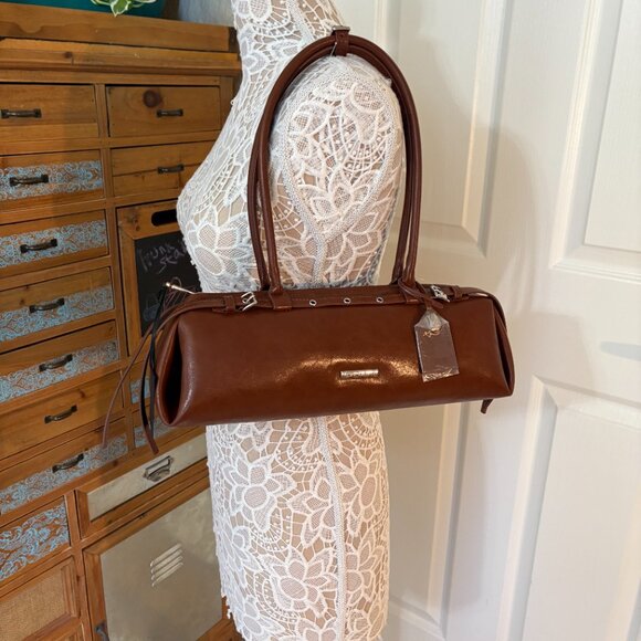 House of Harlow 1960 - Barrel Shoulder Bag - Brown Vegan Leather - NWT - Picture 3 of 13